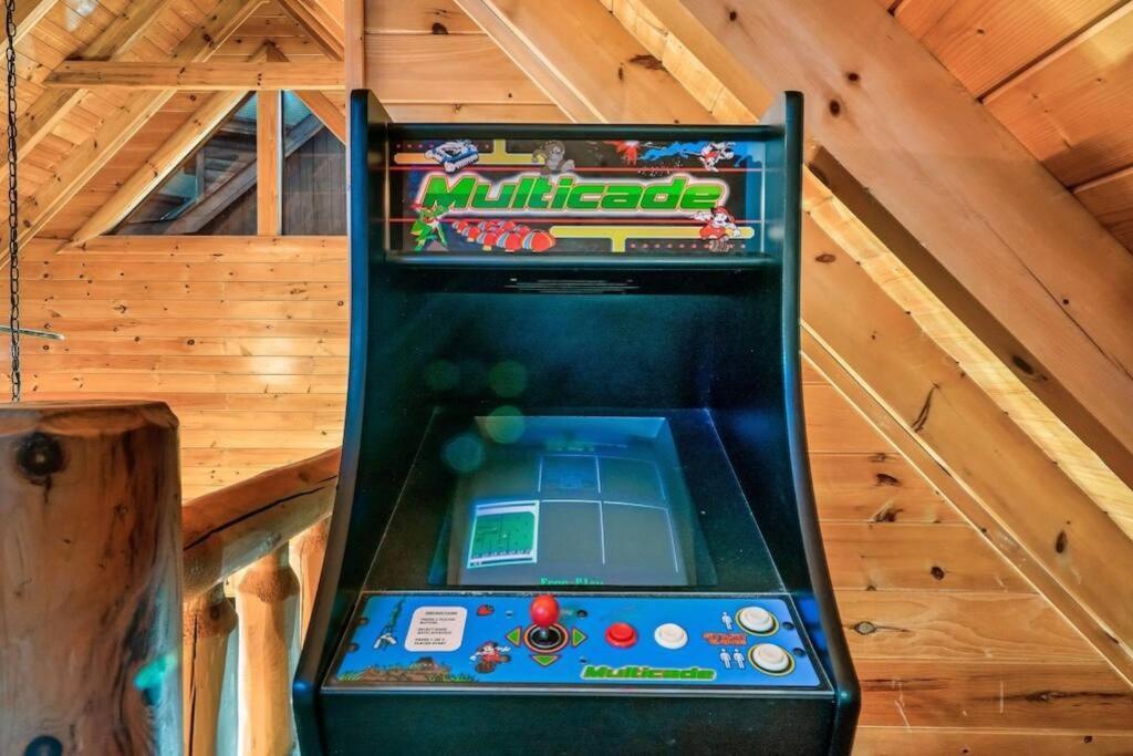 Cabin-N-Smokys! Indoor Resort Pool Views Hot Tub Game Room Севьервилл Экстерьер фото