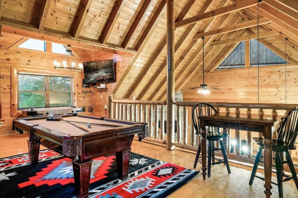 Cabin-N-Smokys! Indoor Resort Pool Views Hot Tub Game Room Севьервилл Экстерьер фото
