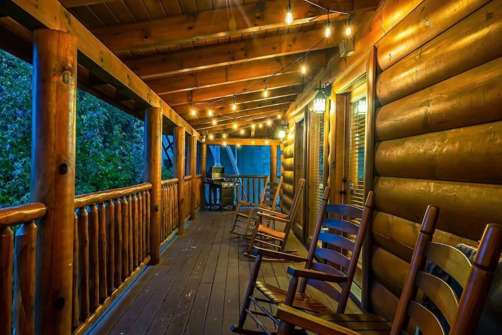 Cabin-N-Smokys! Indoor Resort Pool Views Hot Tub Game Room Севьервилл Экстерьер фото