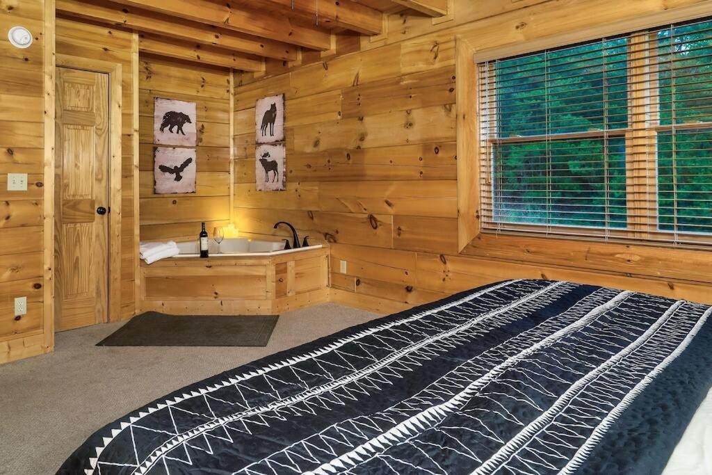 Cabin-N-Smokys! Indoor Resort Pool Views Hot Tub Game Room Севьервилл Экстерьер фото
